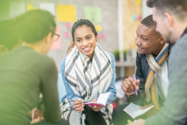 Die Vorteile der Open Space Methode gegenüber klassischen Meetings