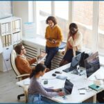 Teamentwicklung: Mehr als nur Mitarbeitergespräche! Teamentwicklung ist mehr als nur Mitarbeitergespräche zu führen